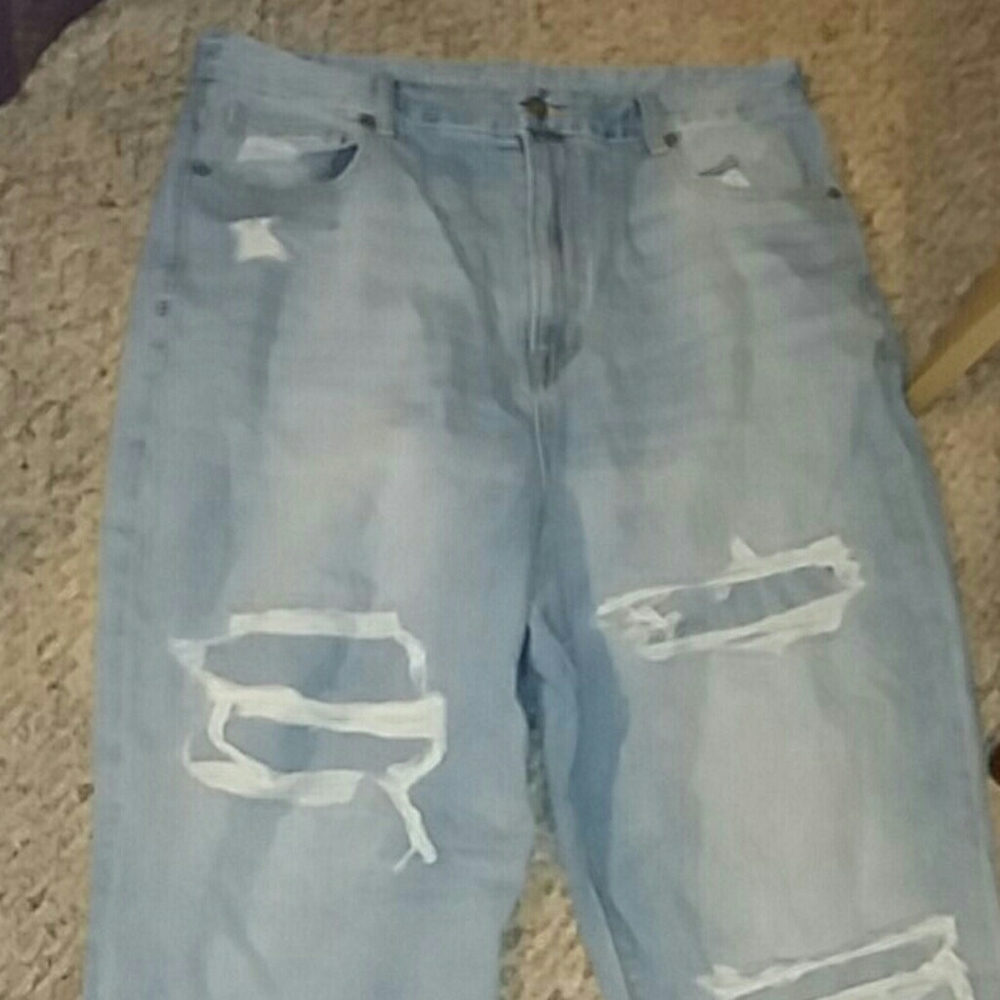American eagle mom jeans